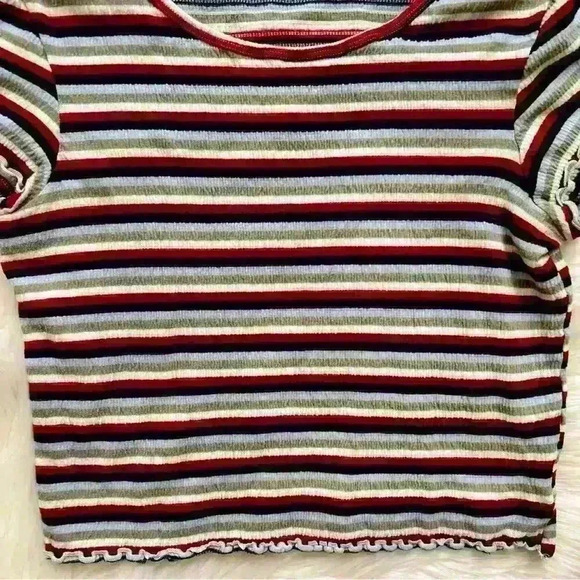 American Eagle Outfitters Cropped Ruffle Hem Striped Tee Small - Picture 2 of 6